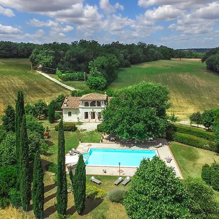 Tenuta Astolfi 12&3, Emma Acquasparta